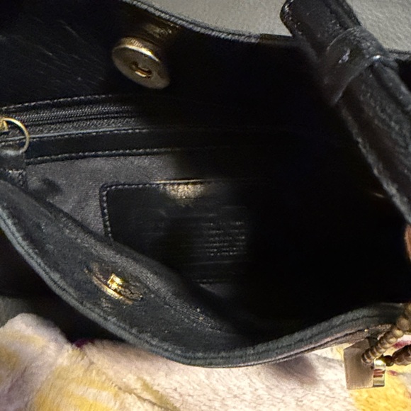 Coach Black Leather Shoulder Bag - Picture 3 of 4